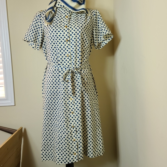 Vintage Toronto Maple Leafs Shirt Dress and scarf - Picture 3 of 12